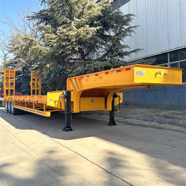 CIMC 3 Axle 60T Lowbed Trailer